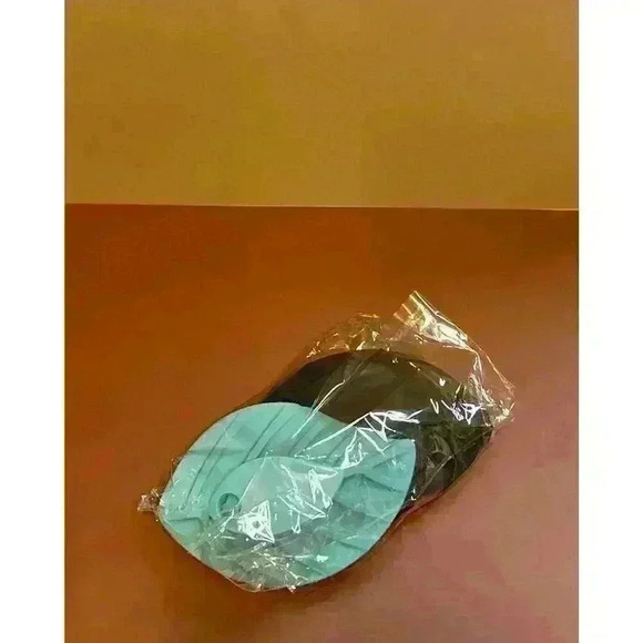 Silicone Body Scrubber - Picture 2 of 3